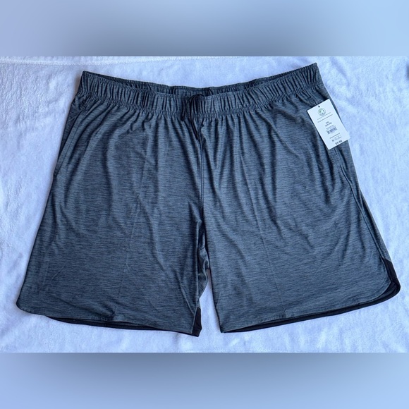 NWT Men’s Athletic Works 3-Pack Shorts - Picture 2 of 11